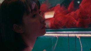 探长吃瓜宝藏女孩,揭秘宝藏女孩背后的秘密  第1张