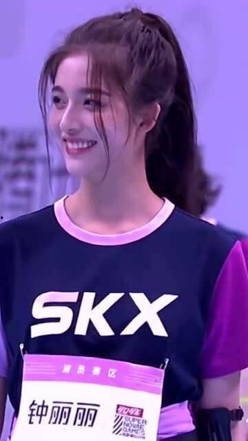 探长吃瓜宝藏女孩,揭秘宝藏女孩背后的秘密  第2张