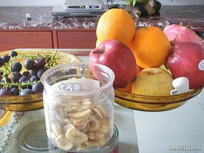 小喇叭吃瓜  第1张