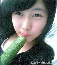 美女吃奇怪的瓜,美女挑战未知美味  第1张